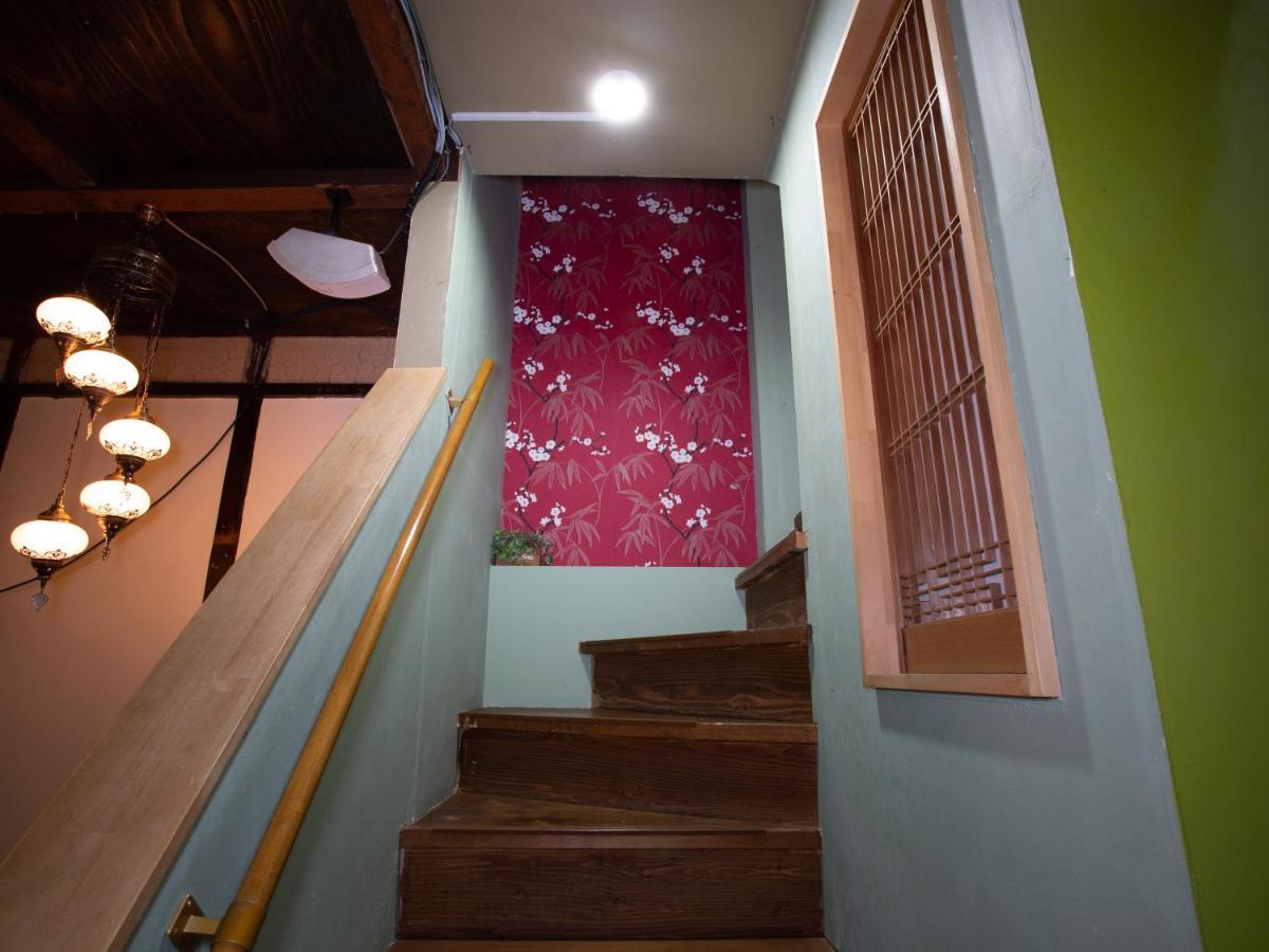 Himeji 588 Guest House Exterior photo